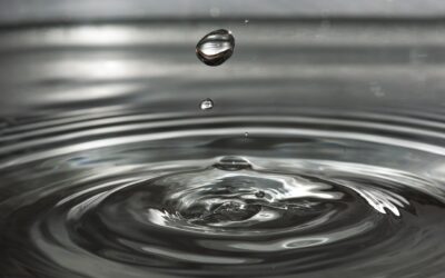 Pourquoi l’eau micellaire est un indispensable pour votre peau