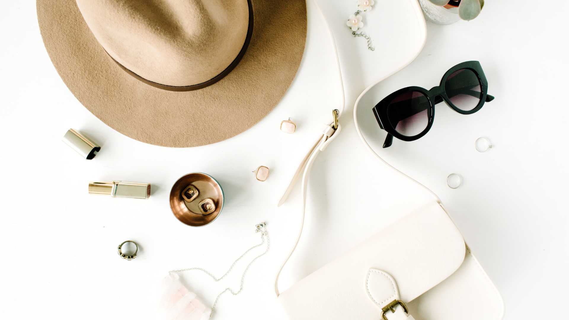 Les accessoires de mode incontournables pour compléter votre tenue